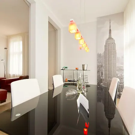 Julius Apartment *
